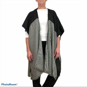 Life is Beautiful Houndstooth colorblock fringed loose style open topper